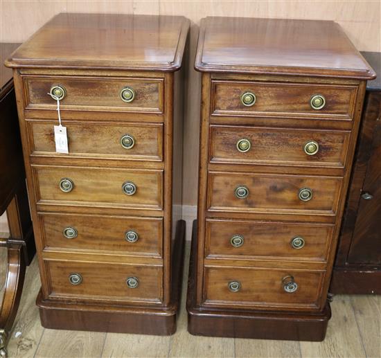 A pair of Victorian mahogany pedestal chests of drawers W.42.5cm
